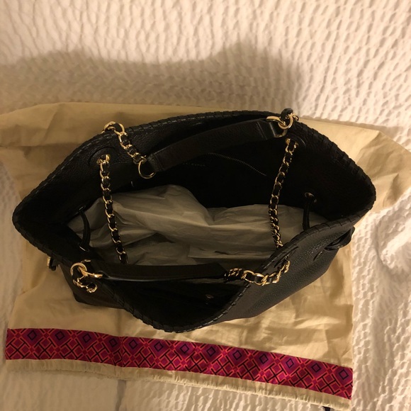 Tory Burch Marion Tote in Pebbled Leather - Picture 3 of 8